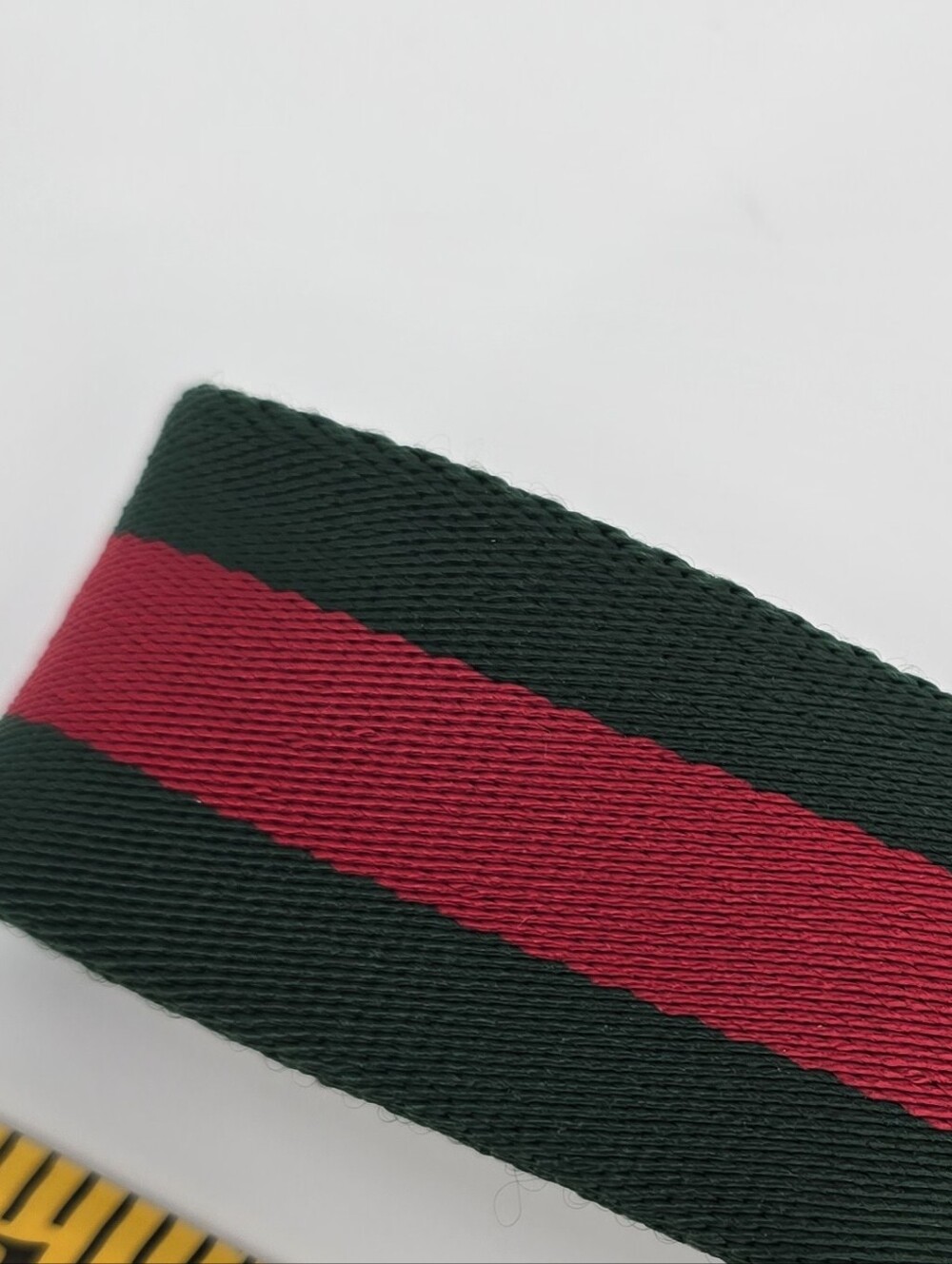 Gucci Green/Red Web Canvas Leather Belt with Silver GG Buckle - Picture 5 of 10